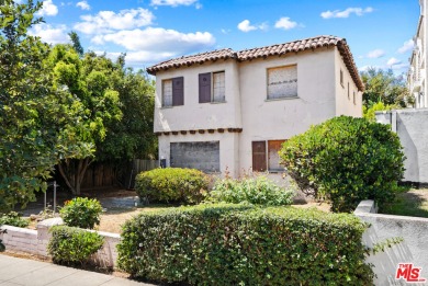 Beach Home For Sale in Santa Monica, California