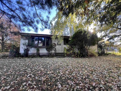 Beach Home For Sale in Superior, Wisconsin