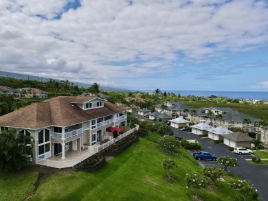 Beach Condo For Sale in Kailua Kona, Hawaii