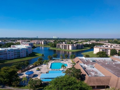 Beach Condo For Sale in Sunrise, Florida