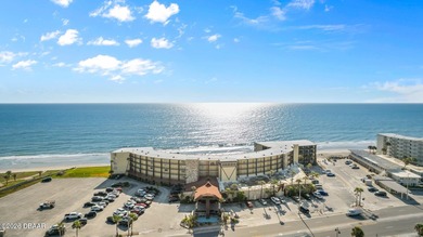 Beach Condo For Sale in Daytona Beach Shores, Florida