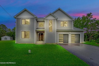 Beach Home For Sale in Brick, New Jersey