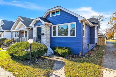 Beach Home For Sale in Chicago, Illinois