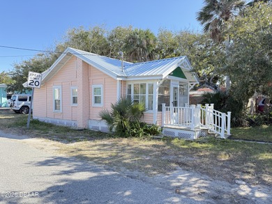 Beach Home Sale Pending in New Smyrna Beach, Florida