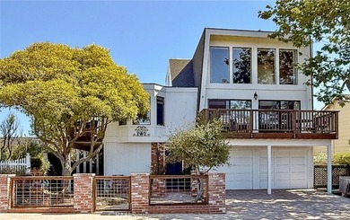 Beach Home For Sale in Cambria, California