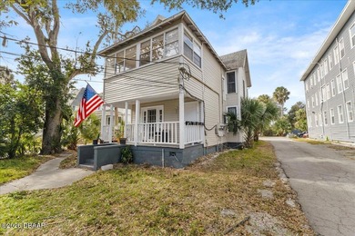 Beach Home Sale Pending in Daytona Beach, Florida