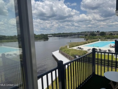 Beach Condo For Sale in Gulfport, Mississippi