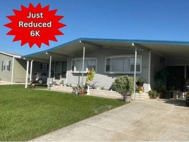 Beach Home For Sale in Ellenton, Florida