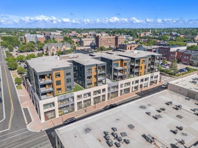 Beach Condo For Sale in Holland, Michigan