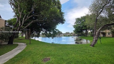Beach Condo For Sale in Pembroke Pines, Florida