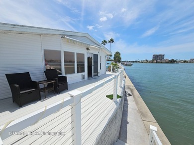 Beach Home For Sale in South Pasadena, Florida