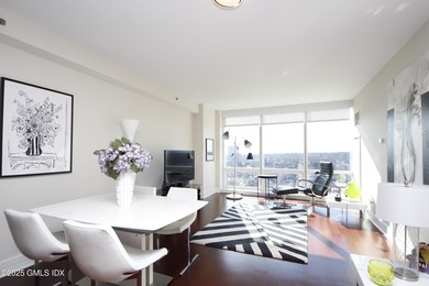 Beach Condo For Sale in Stamford, Connecticut