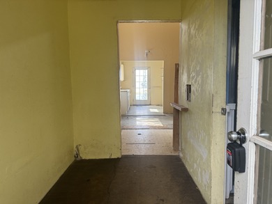 Beach Home Active Under Contract in Ocean View, Hawaii