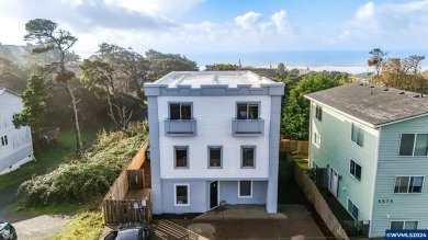 Beach Home For Sale in Lincoln City, Oregon