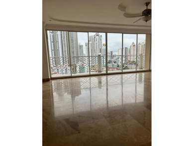 Beach Home For Sale in Panama City, 