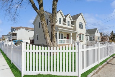Beach Home Sale Pending in Atlantic Beach, New York