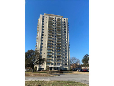 Beach Condo For Sale in Portsmouth, Virginia