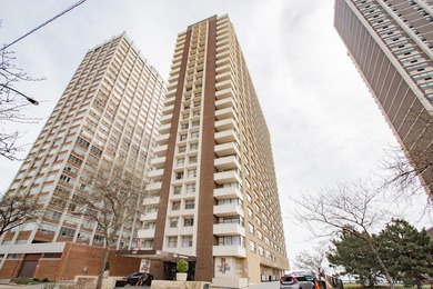 Beach Condo Sale Pending in Chicago, Illinois