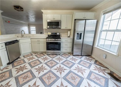 Beach Home For Sale in Norfolk, Virginia