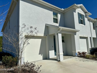 Beach Townhome/Townhouse For Sale in Daytona Beach, Florida