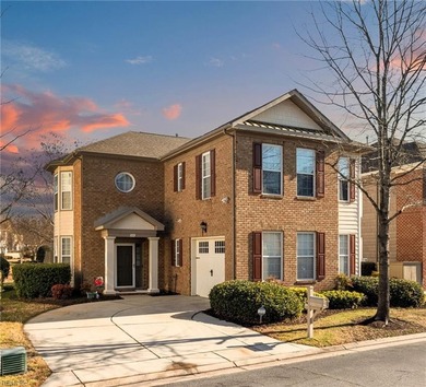 Beach Condo For Sale in Chesapeake, Virginia