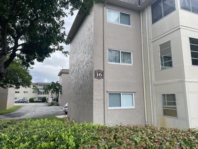 Beach Condo For Sale in Palm Springs, Florida