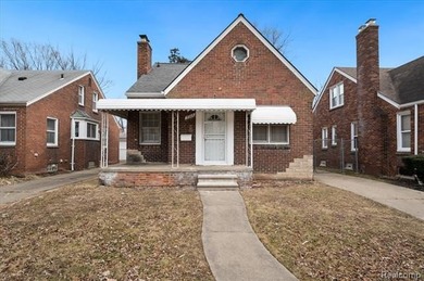 Beach Home Active Under Contract in Detroit, Michigan