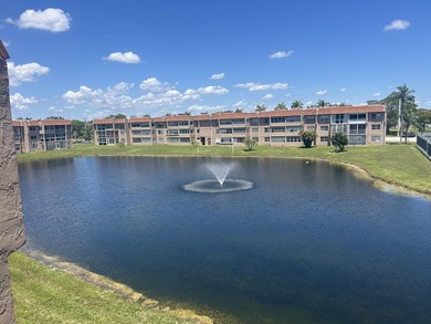 Beach Condo For Sale in Sunrise, Florida