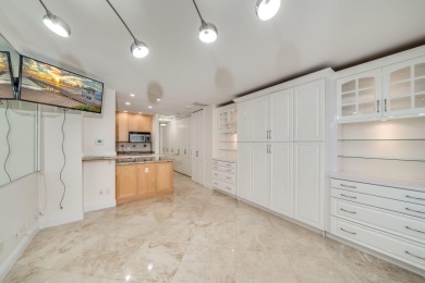 Beach Condo For Sale in Pompano Beach, Florida