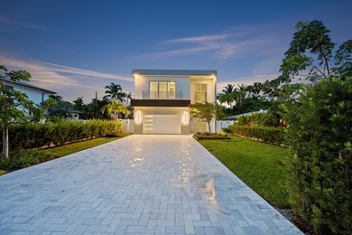 Beach Home For Sale in Delray Beach, Florida