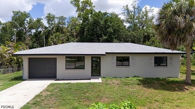Beach Home For Sale in Fort Myers, Florida