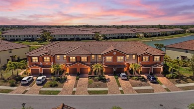 Beach Townhome/Townhouse For Sale in Venice, Florida