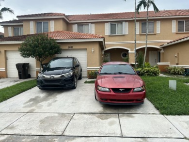 Beach Townhome/Townhouse For Sale in West Palm Beach, Florida