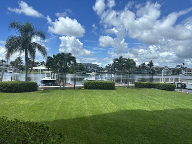 Beach Condo For Sale in Highland Beach, Florida