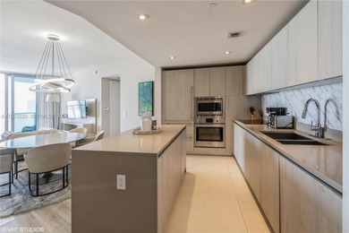 Beach Condo For Sale in Hollywood, Florida