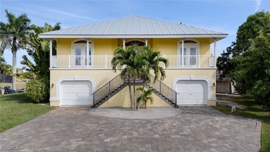 Beach Home For Sale in Fort Myers, Florida