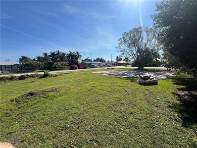 Beach Lot For Sale in Fort Myers, Florida
