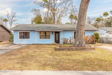 Beach Home Active Under Contract in Holly Hill, Florida