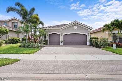 Beach Home For Sale in Fort Myers, Florida