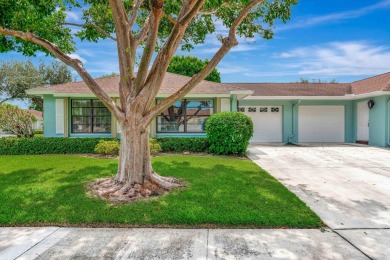 Beach Home For Sale in Boynton Beach, Florida