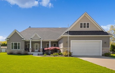 Beach Home Sale Pending in Stevensville, Michigan