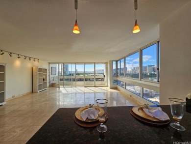 Beach Condo For Sale in Honolulu, Hawaii