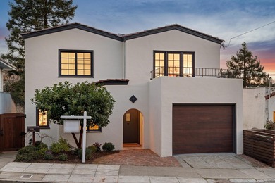Beach Home For Sale in Oakland, California