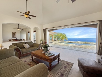 Beach Home For Sale in Kailua Kona, Hawaii