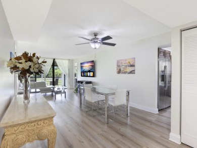 Beach Condo For Sale in Boynton Beach, Florida