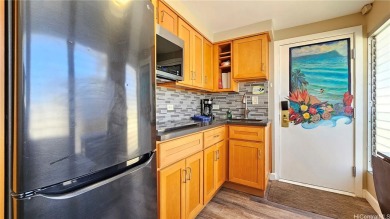 Beach Condo For Sale in Honolulu, Hawaii