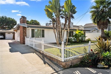 Beach Townhome/Townhouse For Sale in Costa Mesa, California