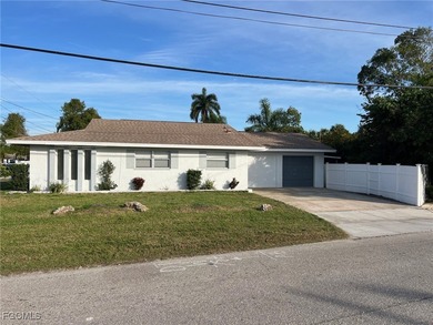 Beach Home For Sale in North Fort Myers, Florida