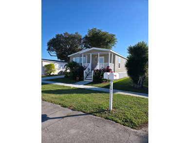 Beach Home For Sale in Davie, Florida