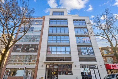 Beach Office For Sale in Flushing, New York